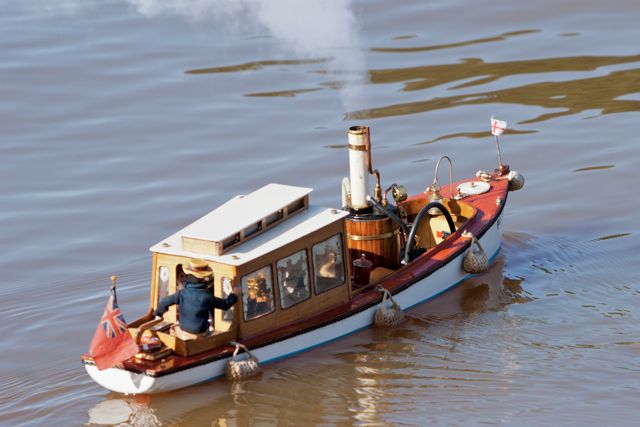 DSC07682 © Peter Taylor 2011