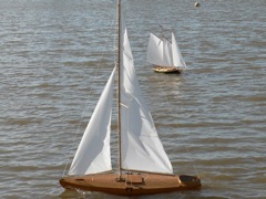 Classic_Wooden_Yacht