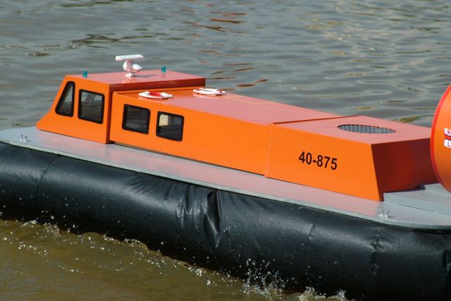  Griffin Hovercraft 20080511151308