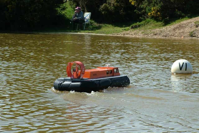 Griffin Hovercraft 20080511151317