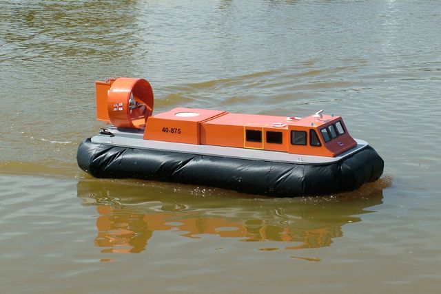  Griffin Hovercraft 20080511151338