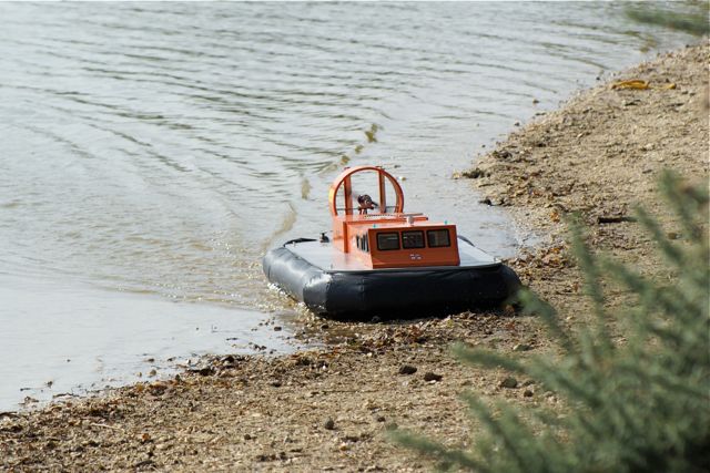 Griffin Hovercraft DSC06685.JPG