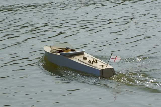 Inboard Speedboat DSC09150.JPG