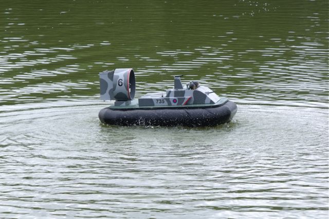 Military Hovercraft 20100708100839