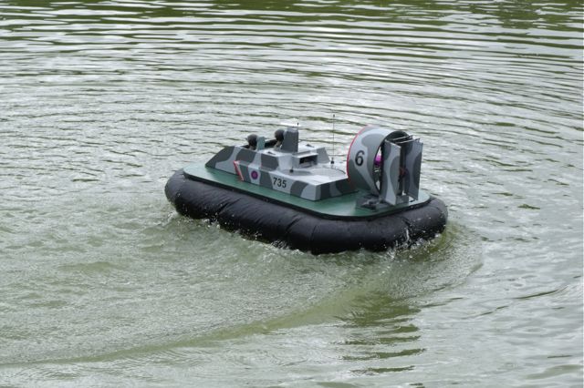 Military Hovercraft 20100708100926