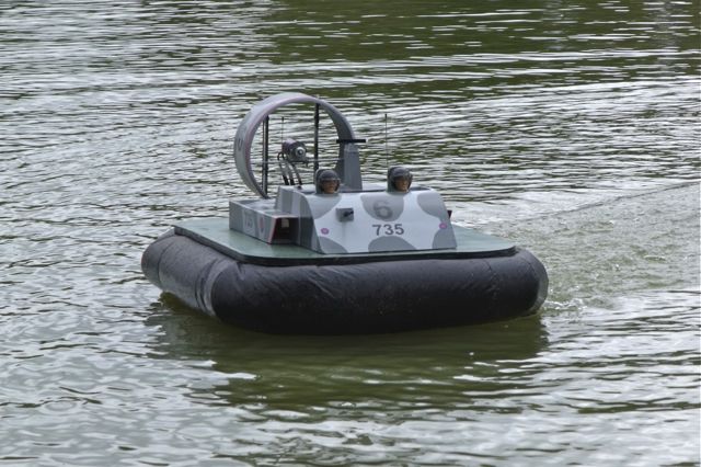 Military Hovercraft 20100708100440