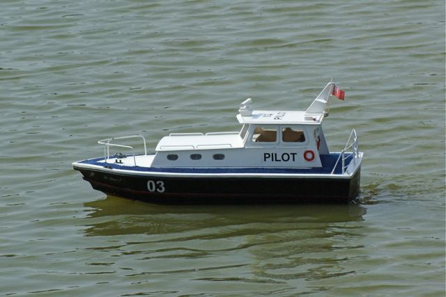 Pilot Boat 03 DSC01704.JPG