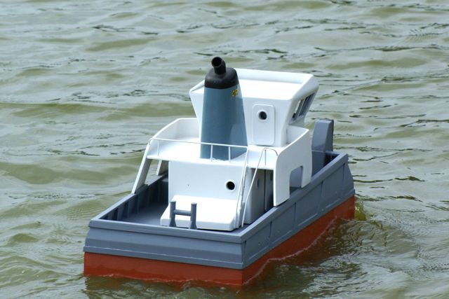 Pusher Tug DSC01136.JPG