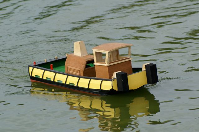 Pusher Tug Pusher Tug DSC02286.JPG