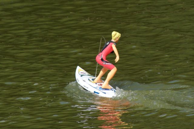 Surfer Girl DSC01637.JPG