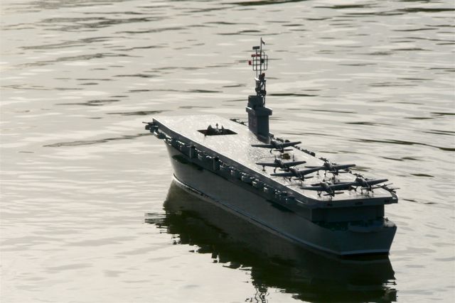 USS Manila Bay (04)