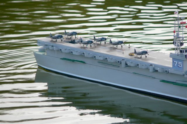USS Manila Bay (05)