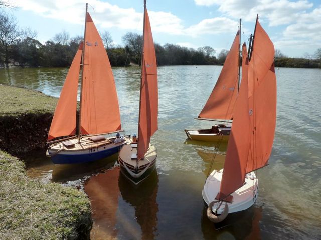 P1100031 © Edwin Metcalfe 2015